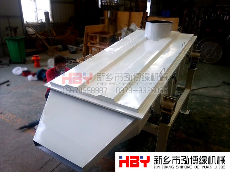 福建廈門環保材料大傾角直線篩粉機準備發貨 請注意查收